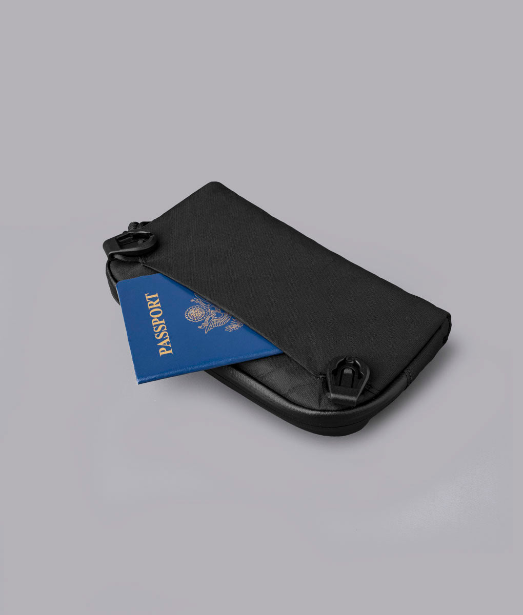 Flight Pouch Pro - Ultradyne