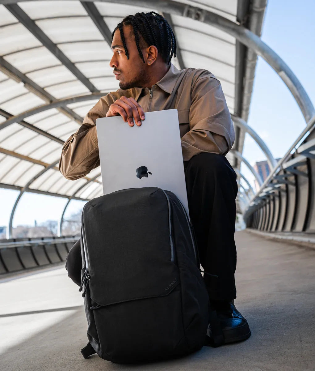 Elements Backpack Pro 專業級全天候後背包