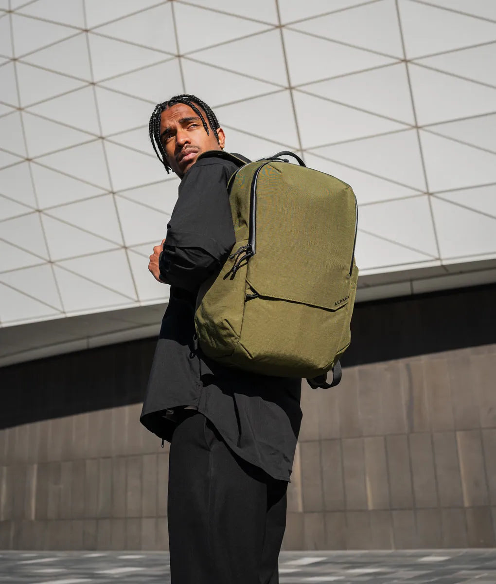 Elements Backpack Pro 專業級全天候後背包