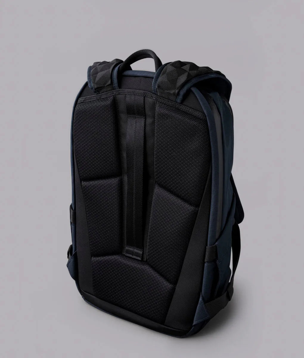 Elements Backpack Pro