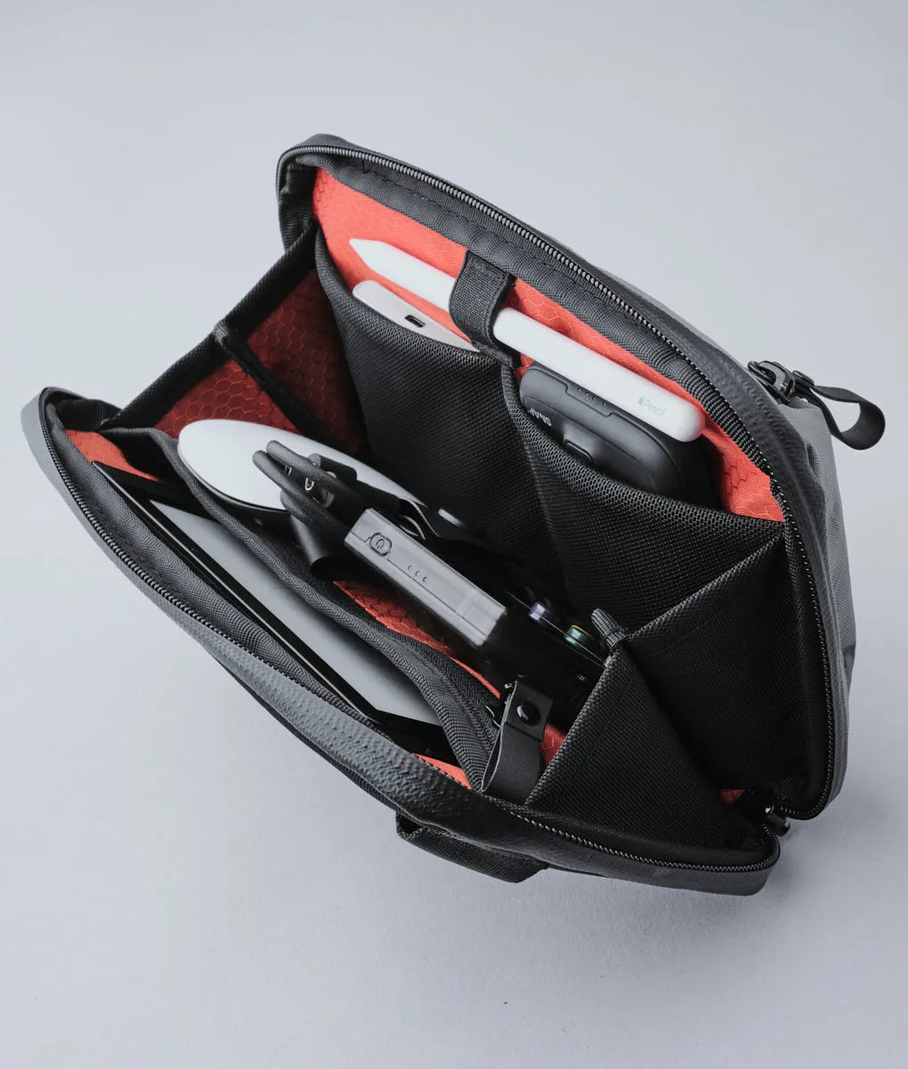 Elements Tech Case Mini