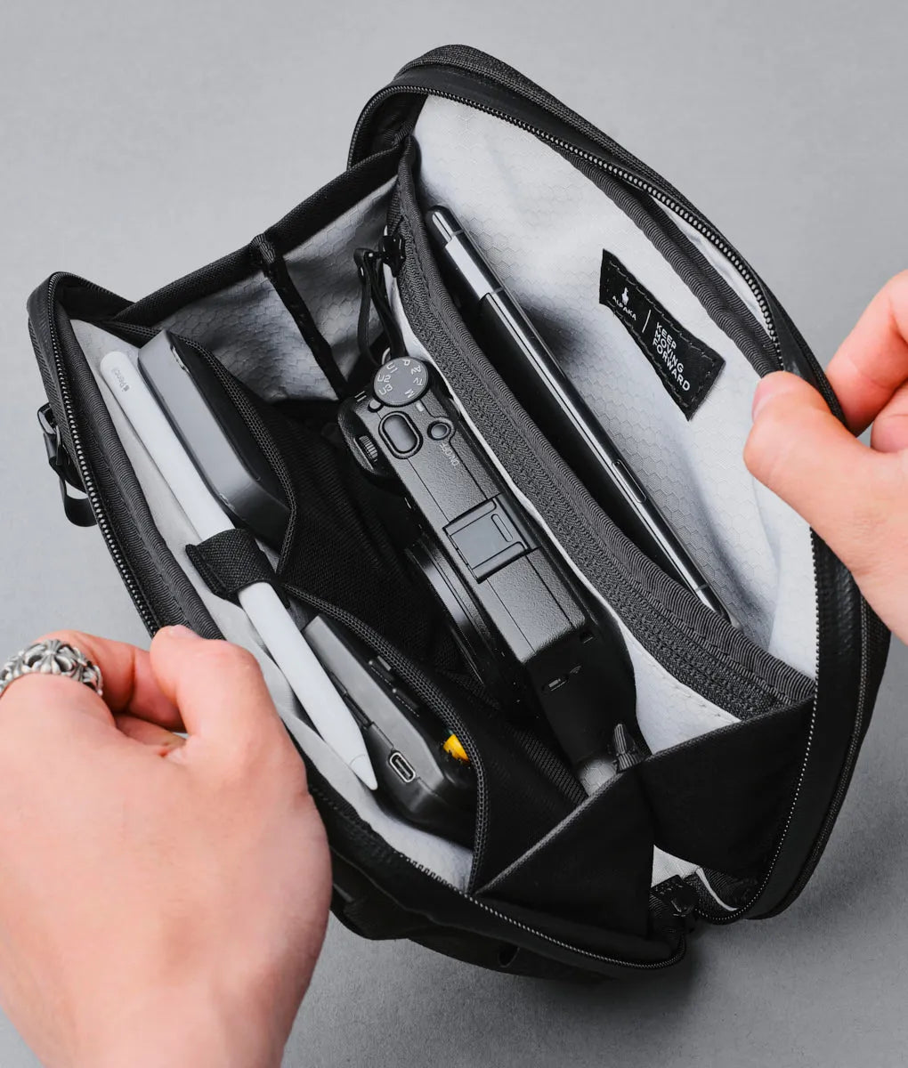 Elements Tech Case Mini