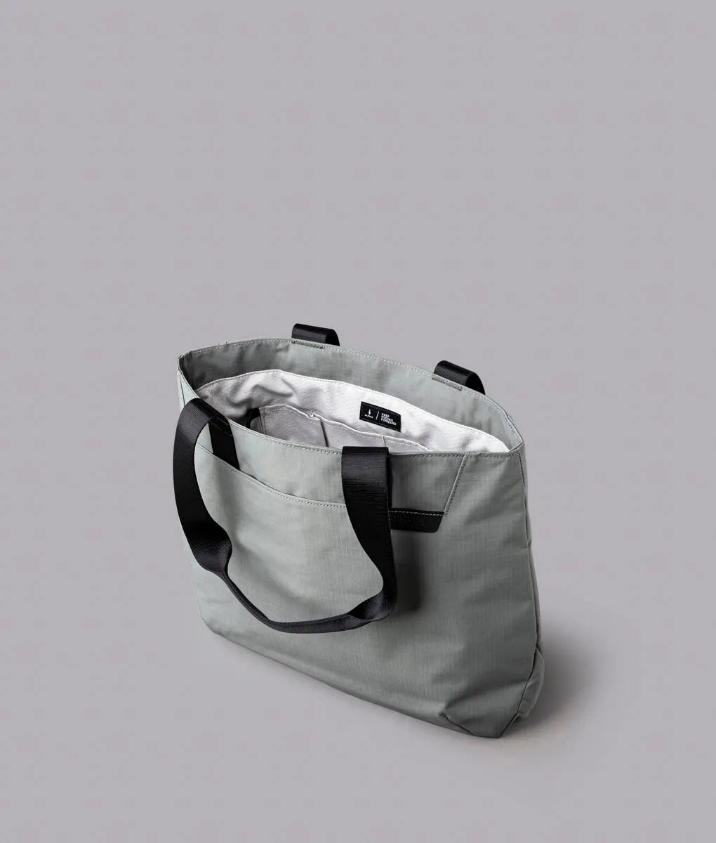 Elements Tote (M)