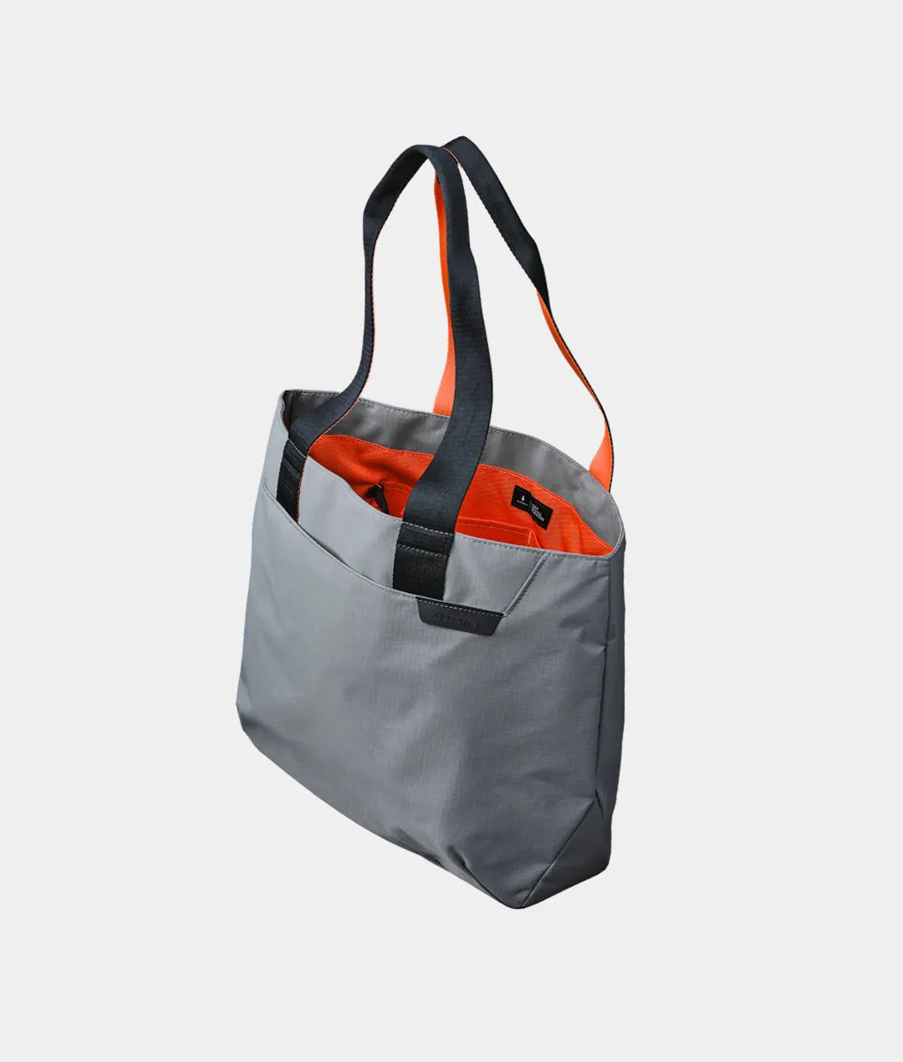 Elements Tote (M)