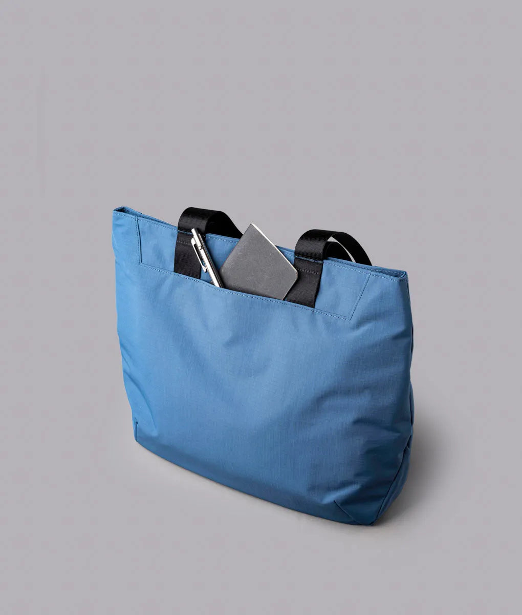 Elements Tote (M)