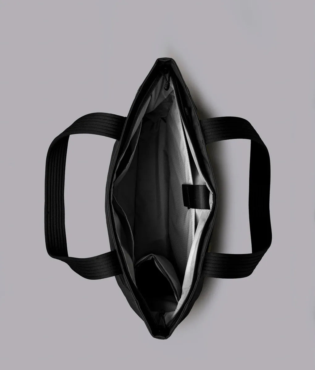 Flight Tote (L)