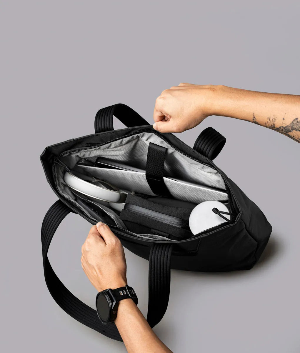 Flight Tote (L)