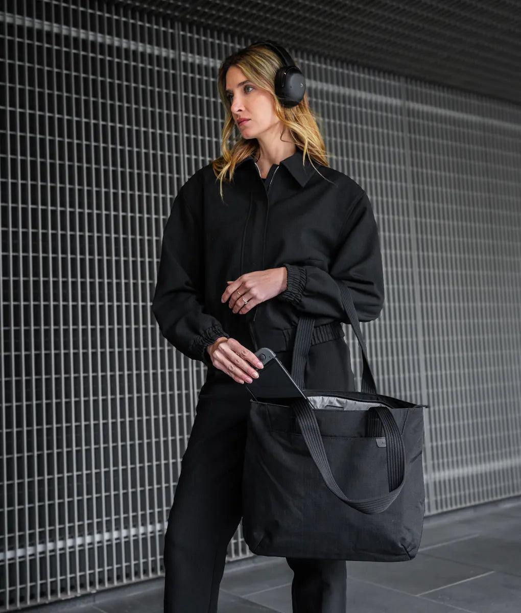 Flight Tote (L)