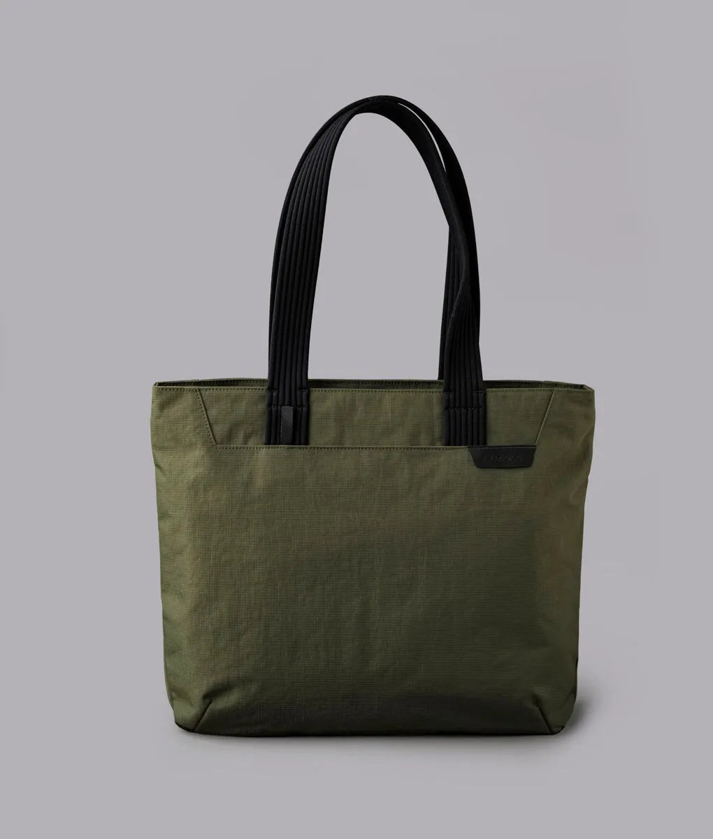 Flight Tote (M)