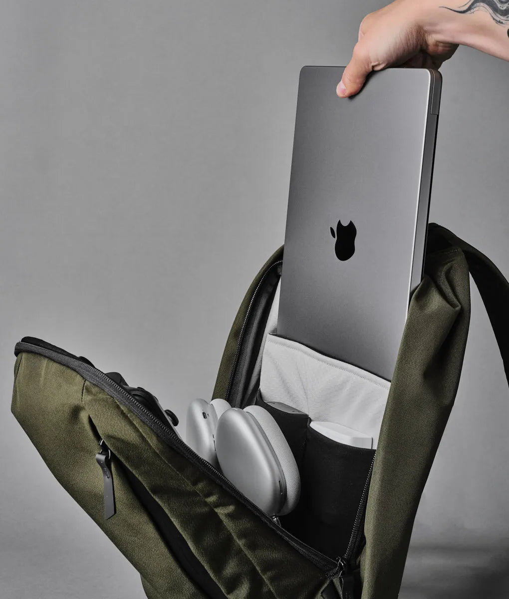 Metro Backpack (12L)