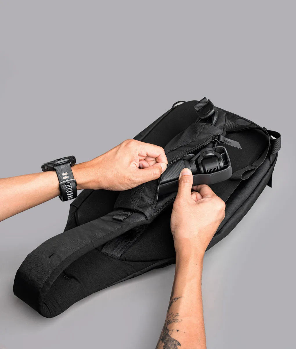 Metro Crossbody (Left)