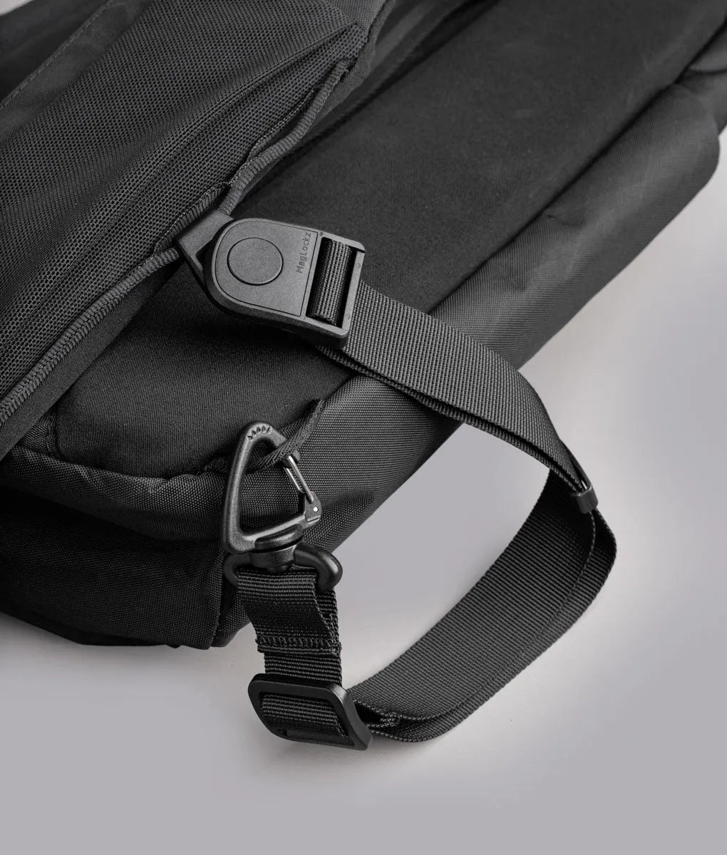Metro Crossbody (Left)
