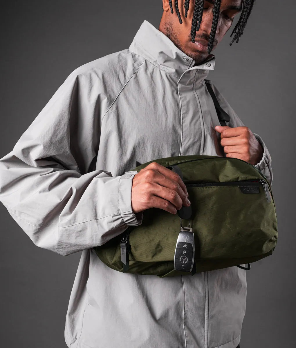 Metro Crossbody (Left)