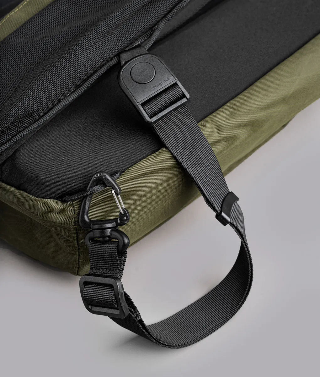 Metro Crossbody (Left)