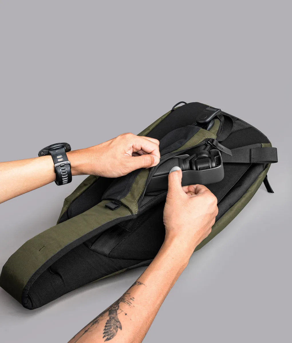 Metro Crossbody (Left)