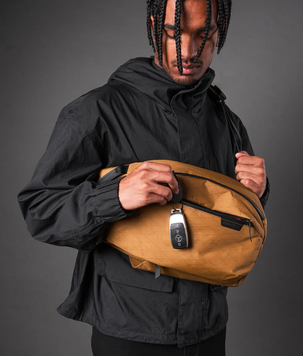 Metro Crossbody (Left)