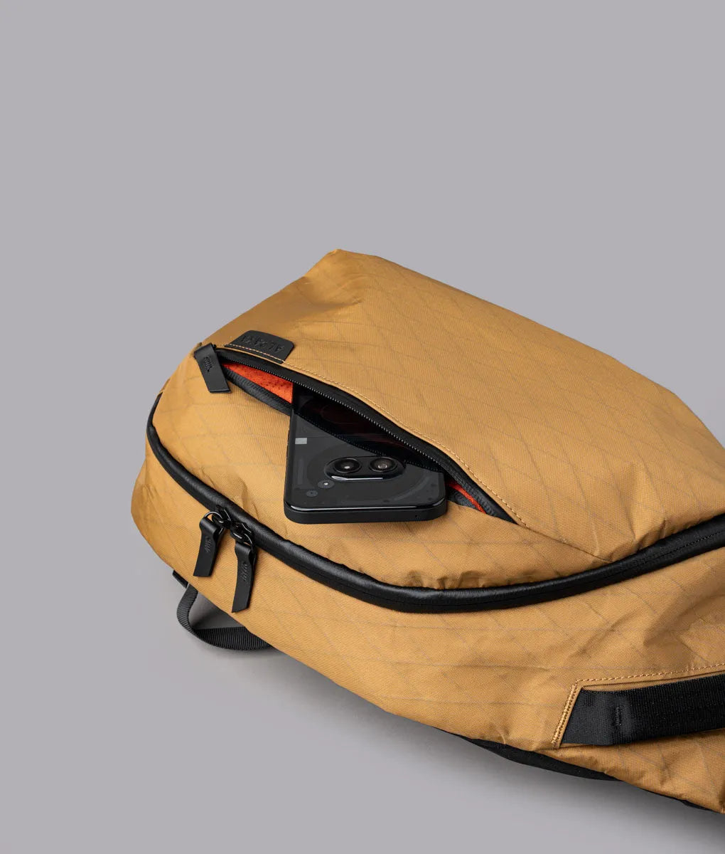 Metro Crossbody (Left)