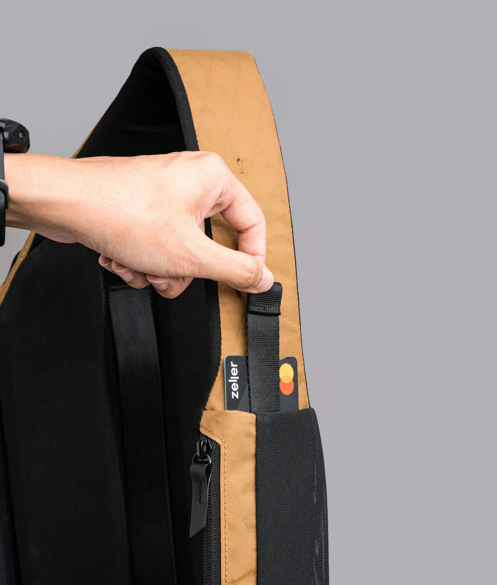 Metro Crossbody (Left)