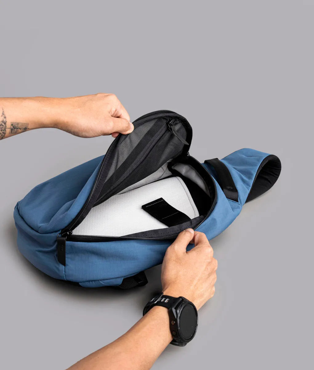 Metro Crossbody (Left)