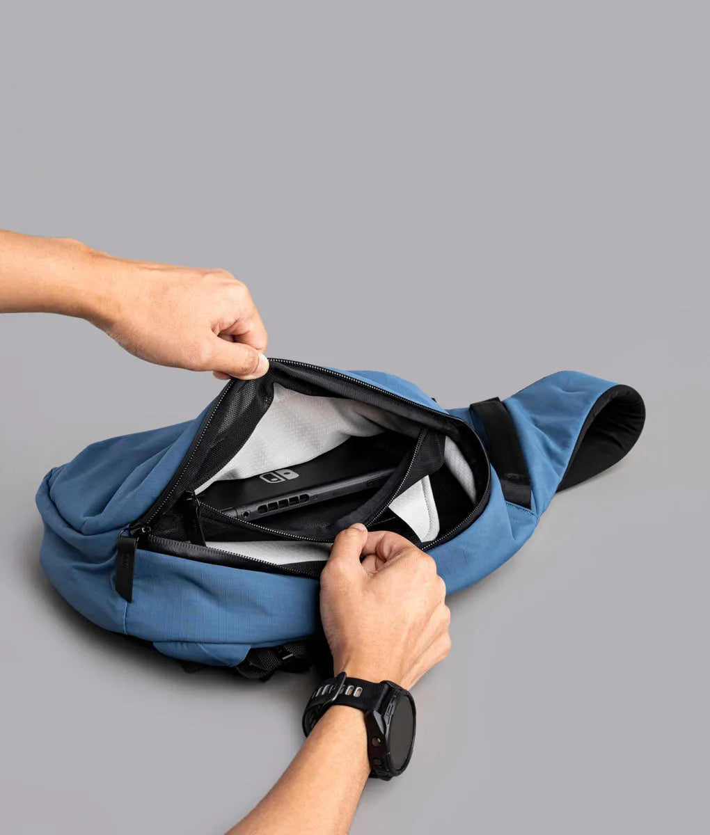 Metro Crossbody (Left)