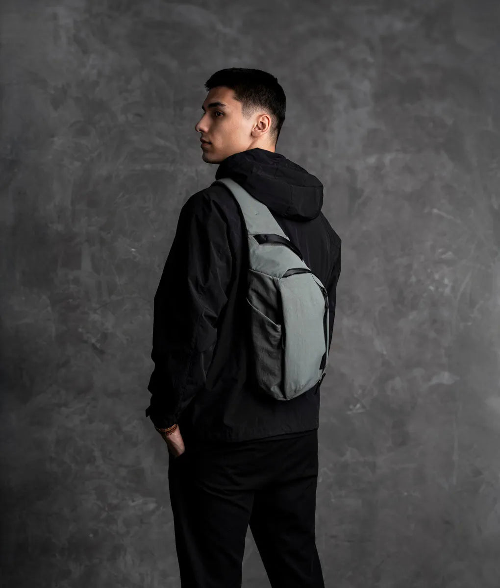 Metro Crossbody (Left)