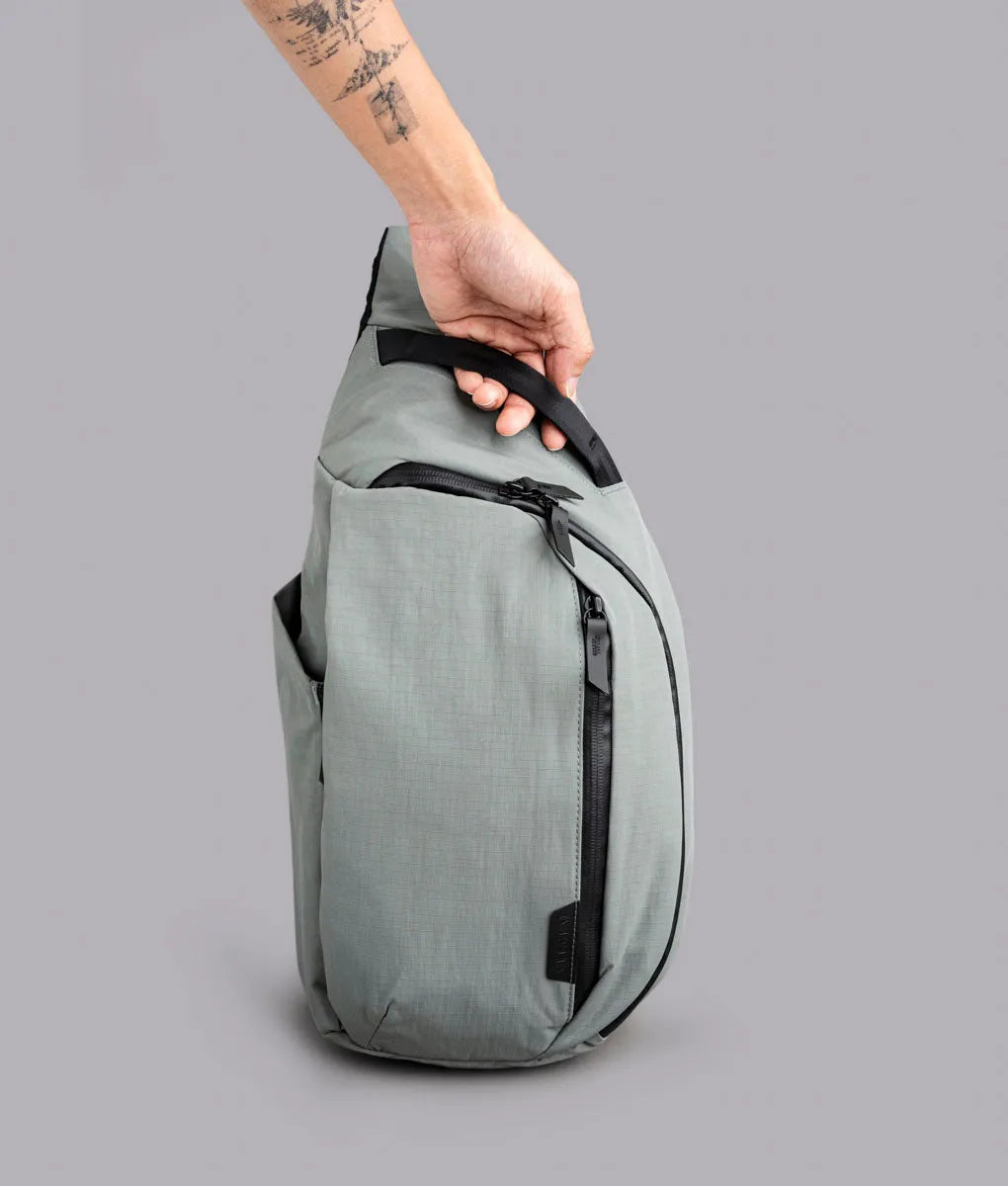 Metro Crossbody (Left)