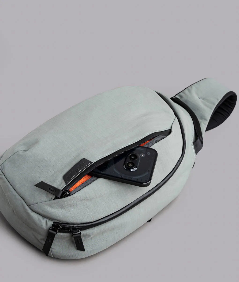 Metro Crossbody (Left)