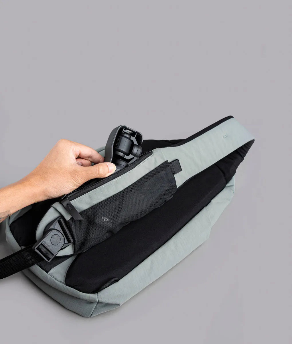 Metro Crossbody (Left)