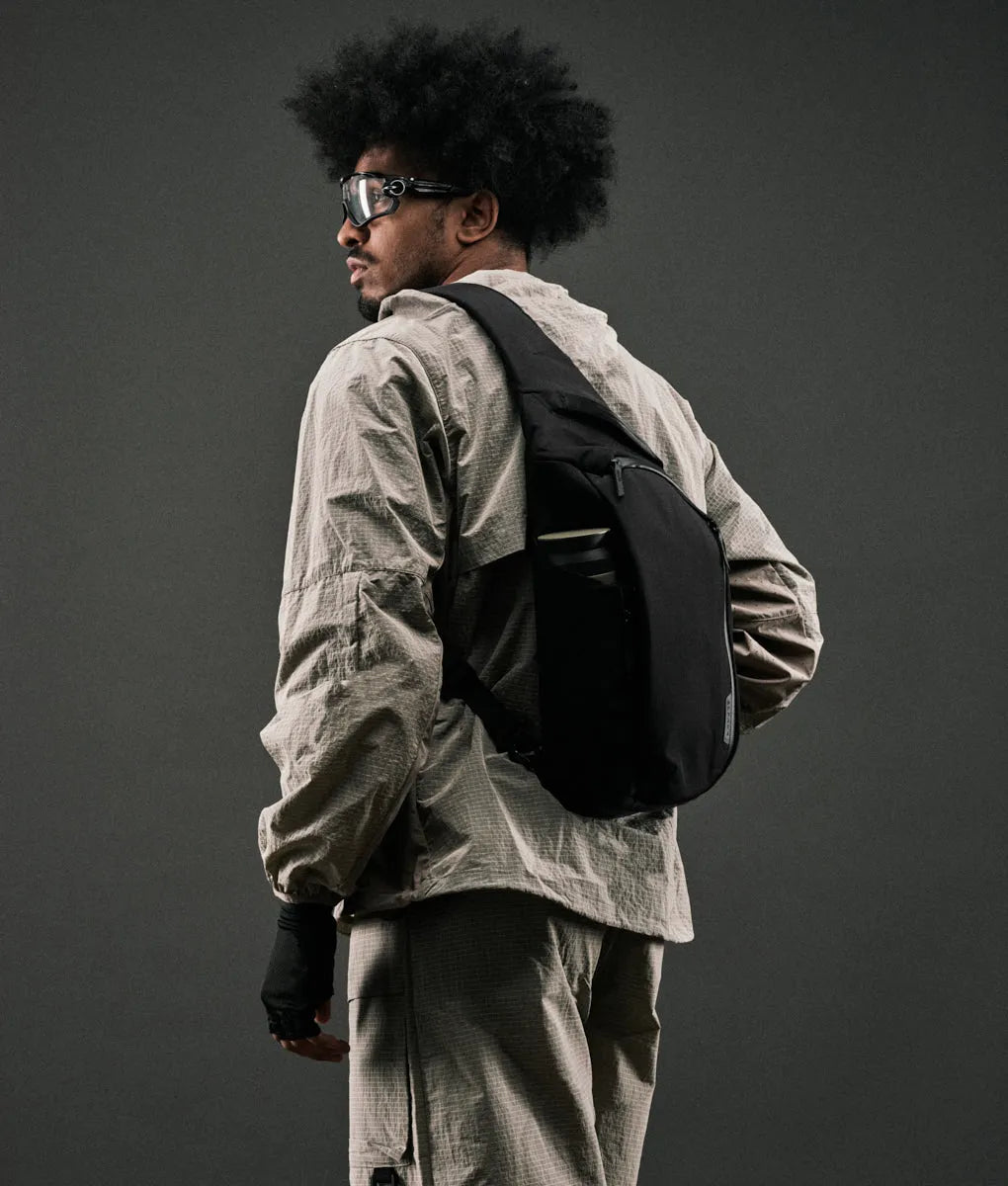 Metro Crossbody (Left)