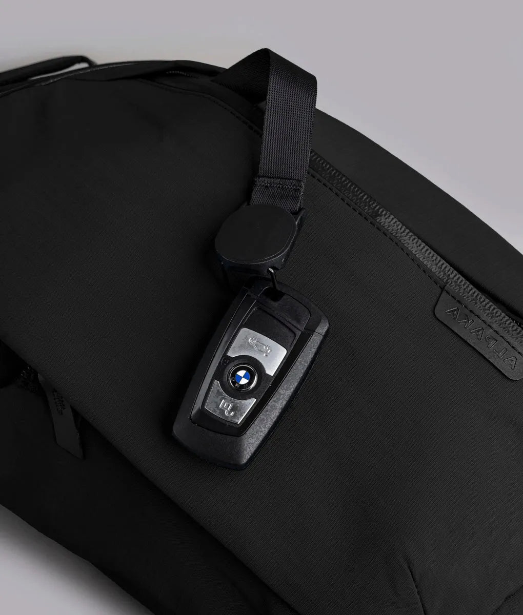 Metro Crossbody (Left)