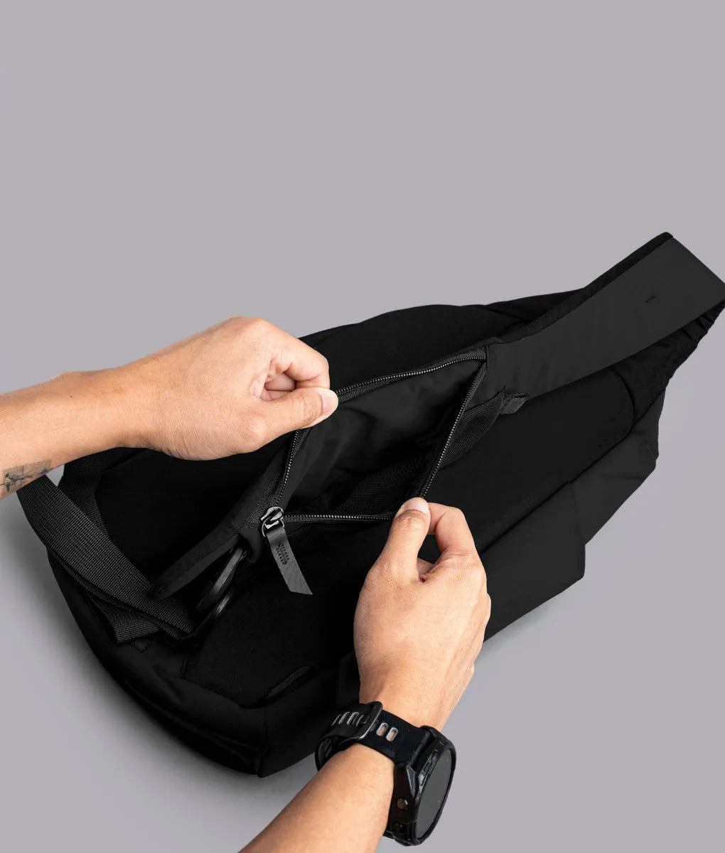 Metro Crossbody (Left)