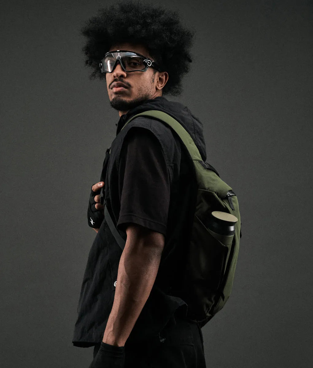 Metro Crossbody (Left)