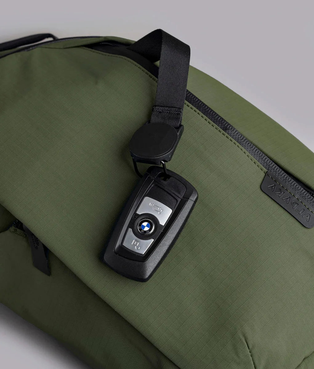 Metro Crossbody (Left)