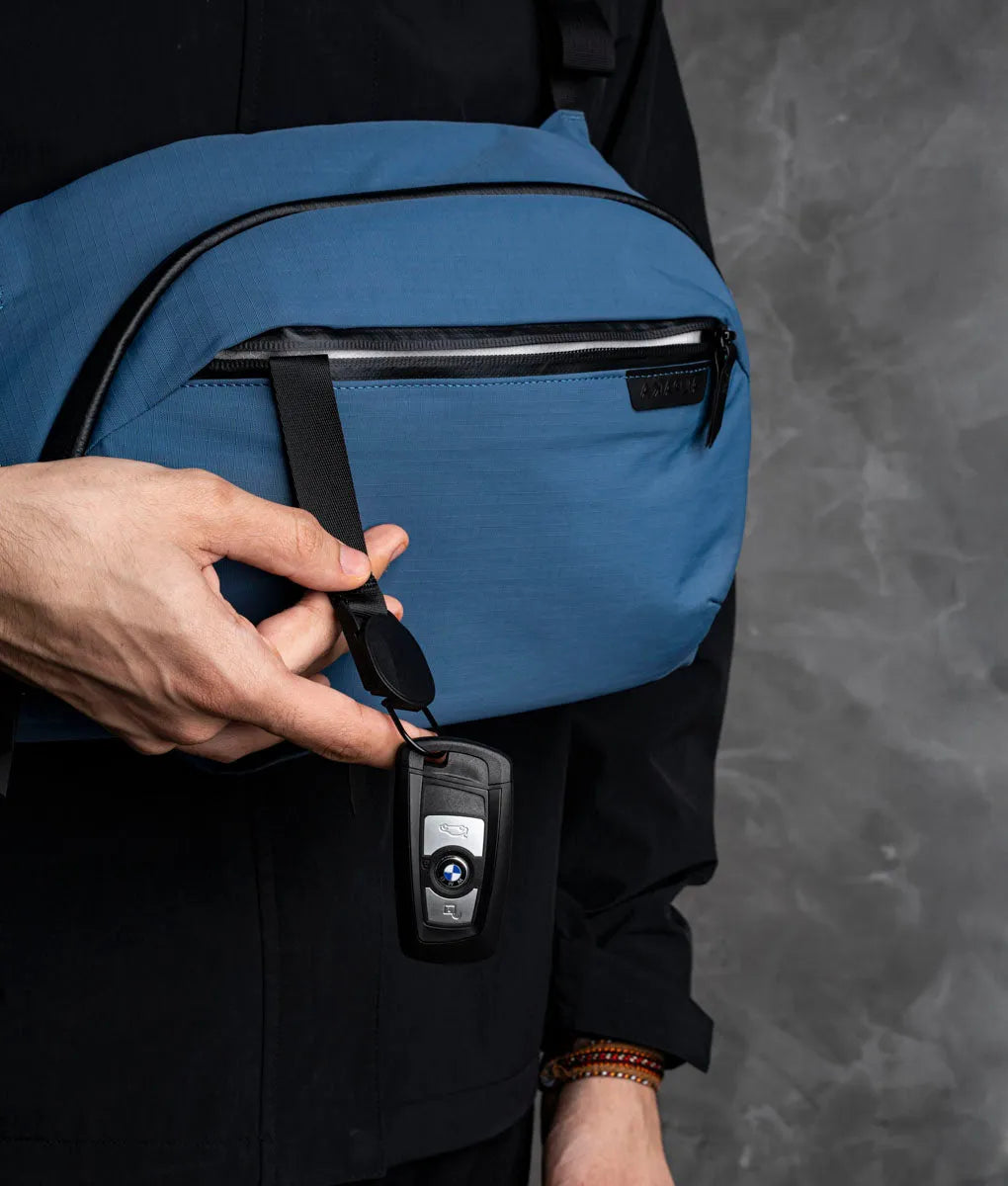 Metro Crossbody (Left)