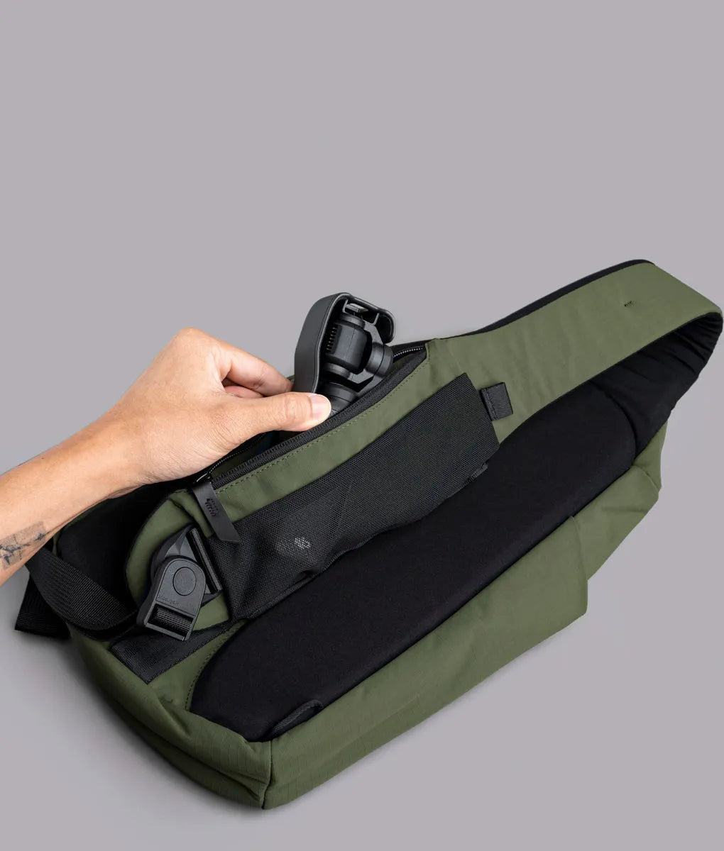 Metro Crossbody (Left)