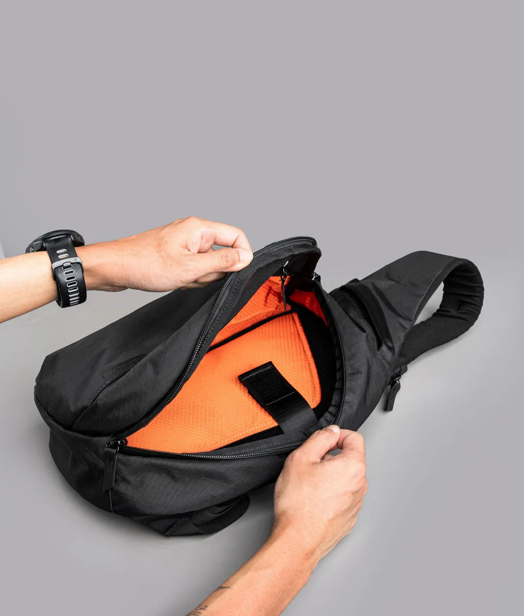 Metro Crossbody (Left)