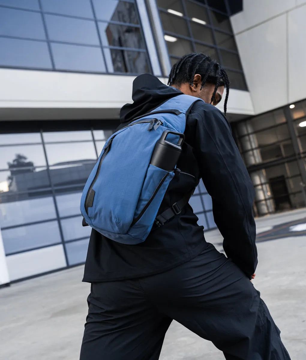 Metro Crossbody (Right)