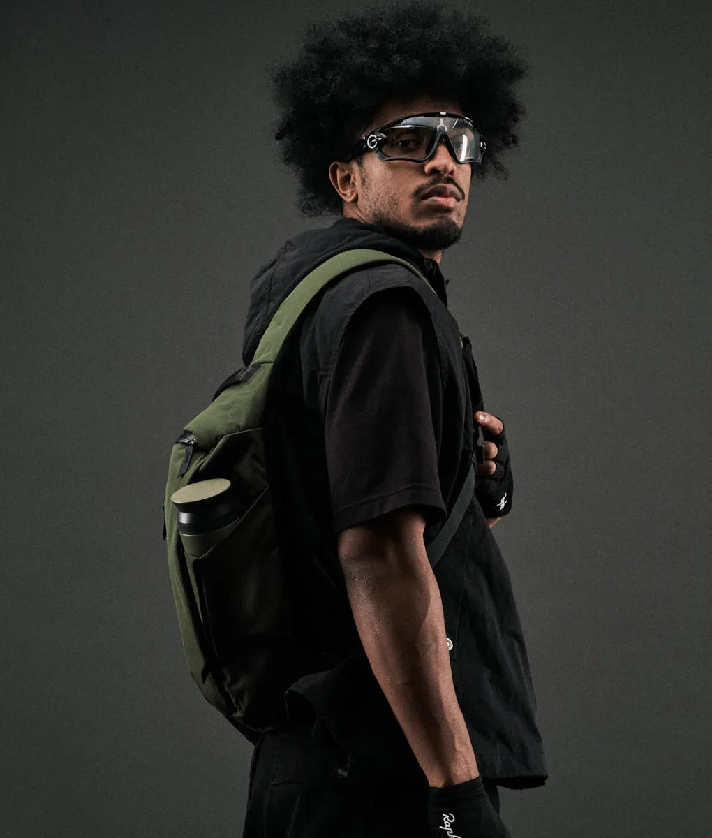 Metro Crossbody (Right)