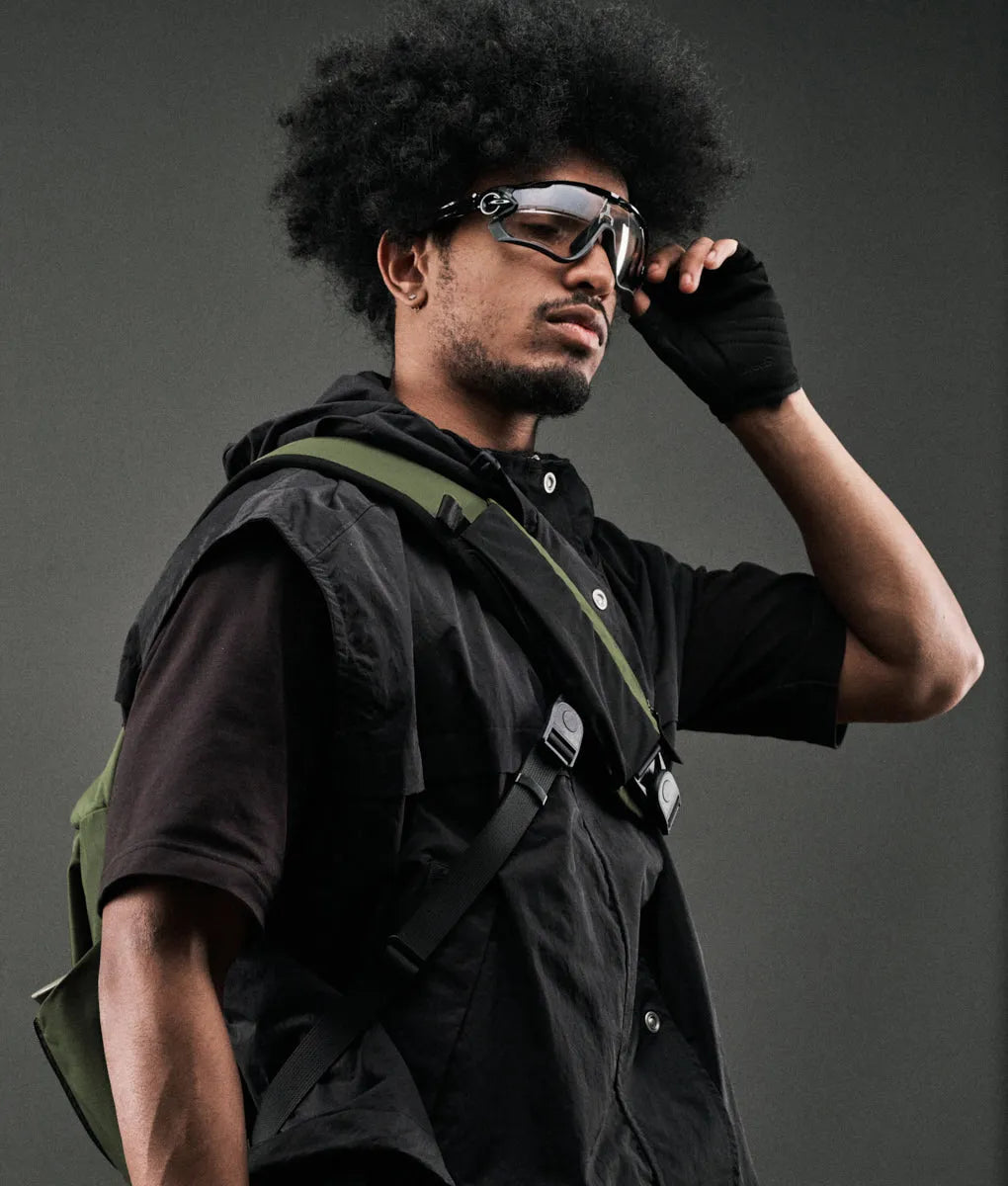Metro Crossbody (Right)