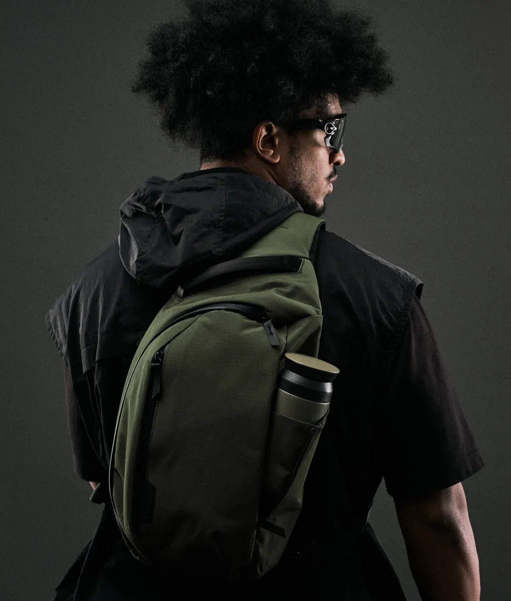 Metro Crossbody (Right)
