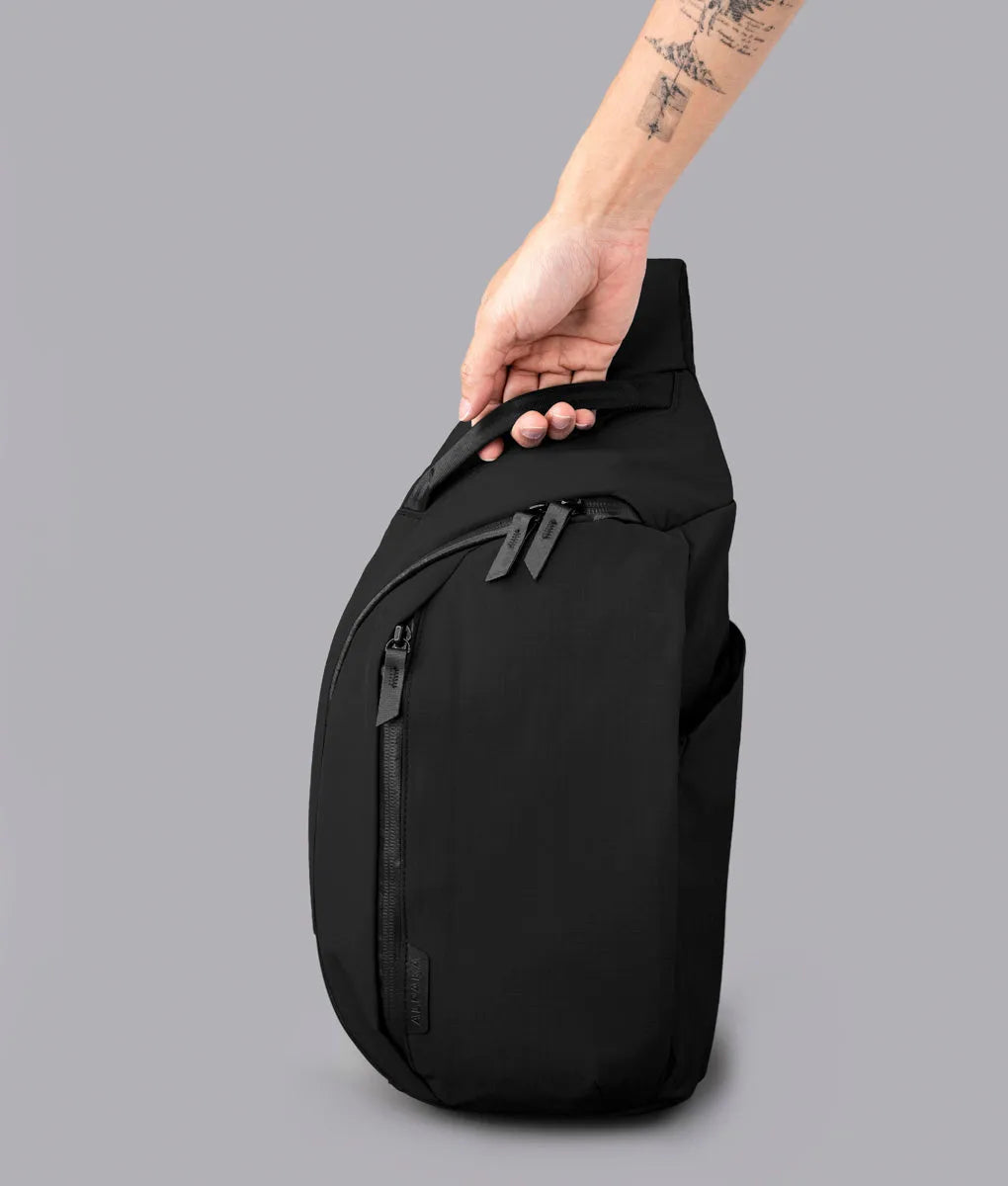 Metro Crossbody (Right)