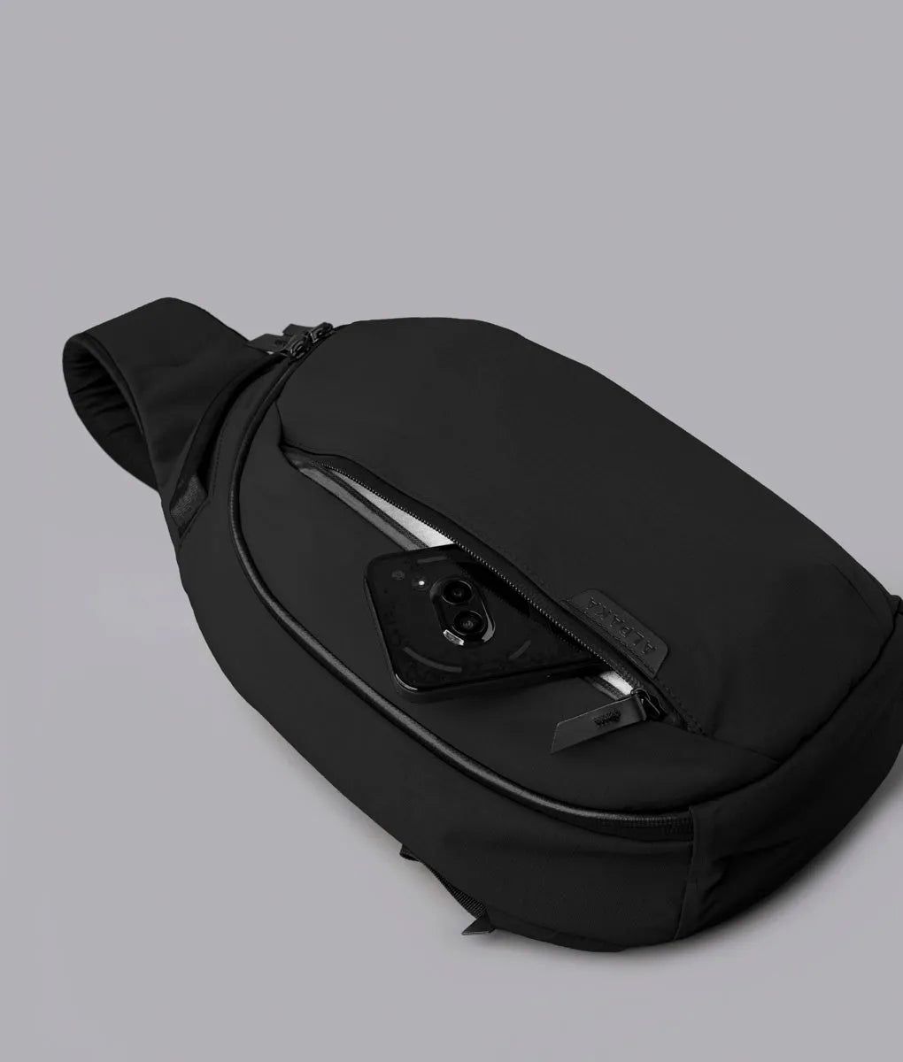 Metro Crossbody (Right)