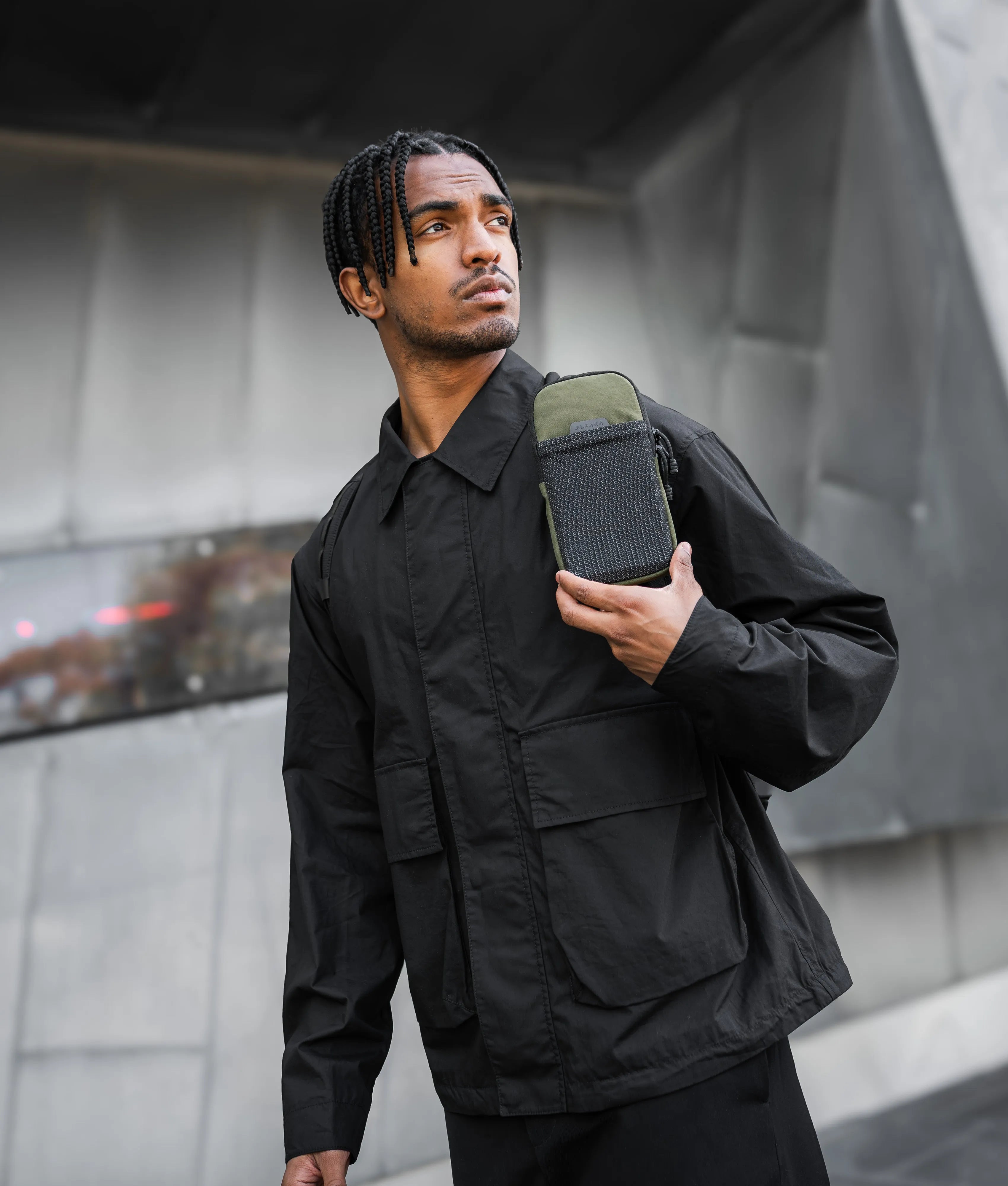 Modular Shoulder Pocket Slim