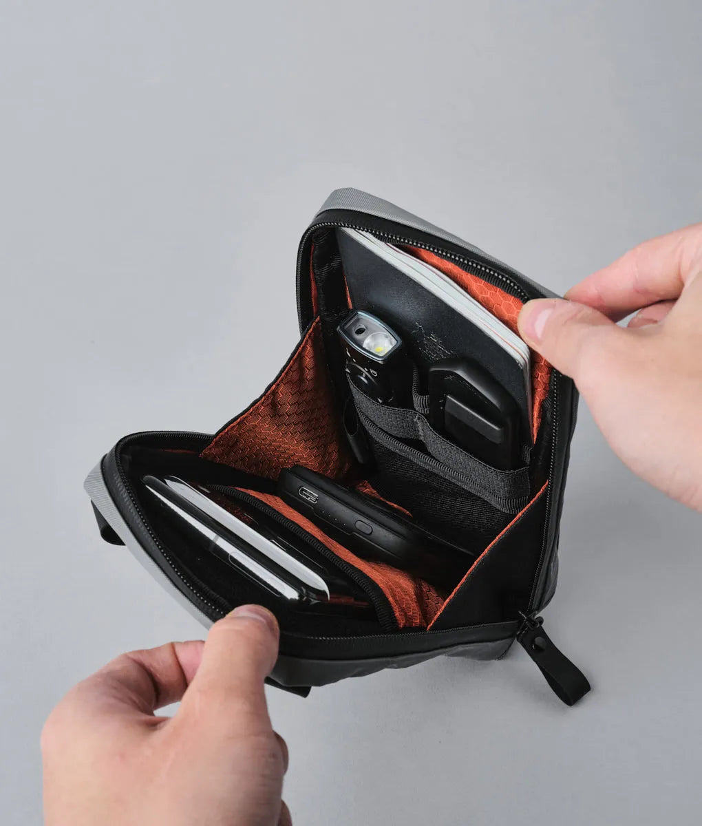 Modular Sling 模組化超薄斜孭袋