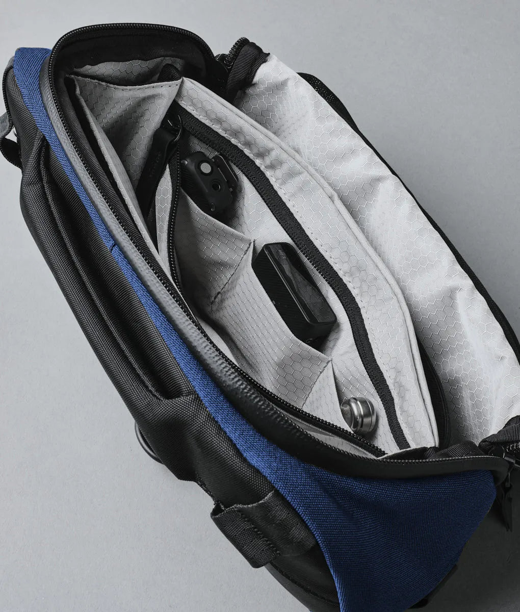Vertex Pouch