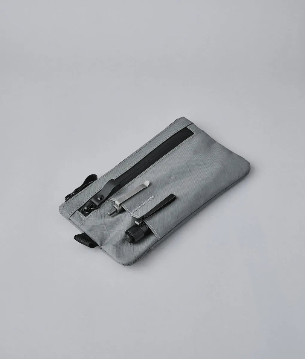 Zip Clutch