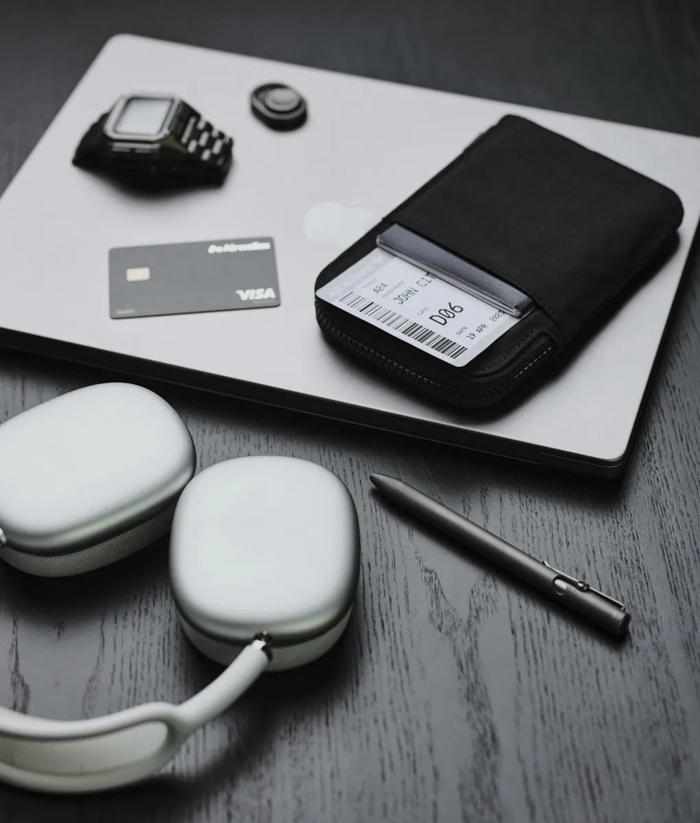 Zip Travel Wallet 全拉鏈式旅遊長銀包